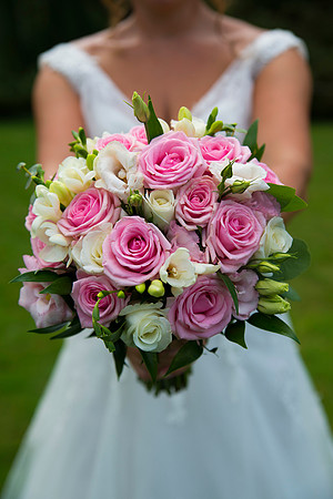 Reads restaurant faversham wedding photography
